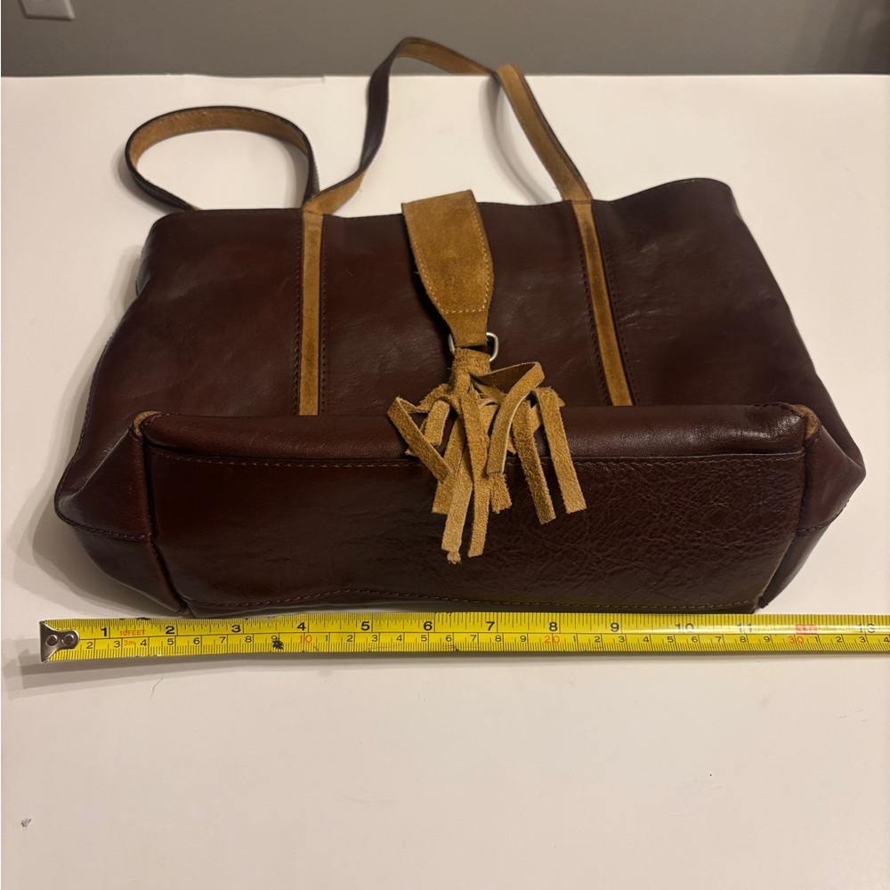 Claudia Firenze Leather Tassel Tote Bag - Picture 11 of 12
